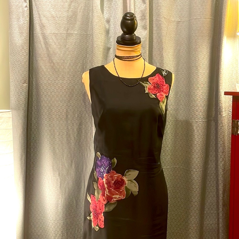 Donna Morgan sheath with silk overlay Size 12 **Free Shipping**